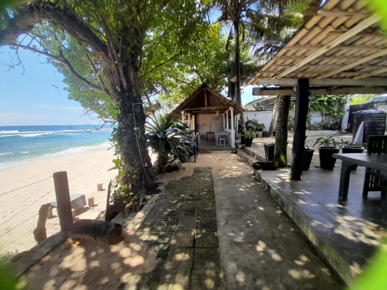 Sooriya Villa Talpe Esterno foto