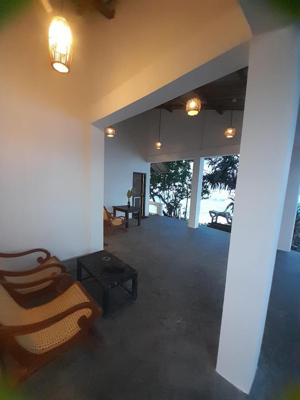 Sooriya Villa Talpe Esterno foto