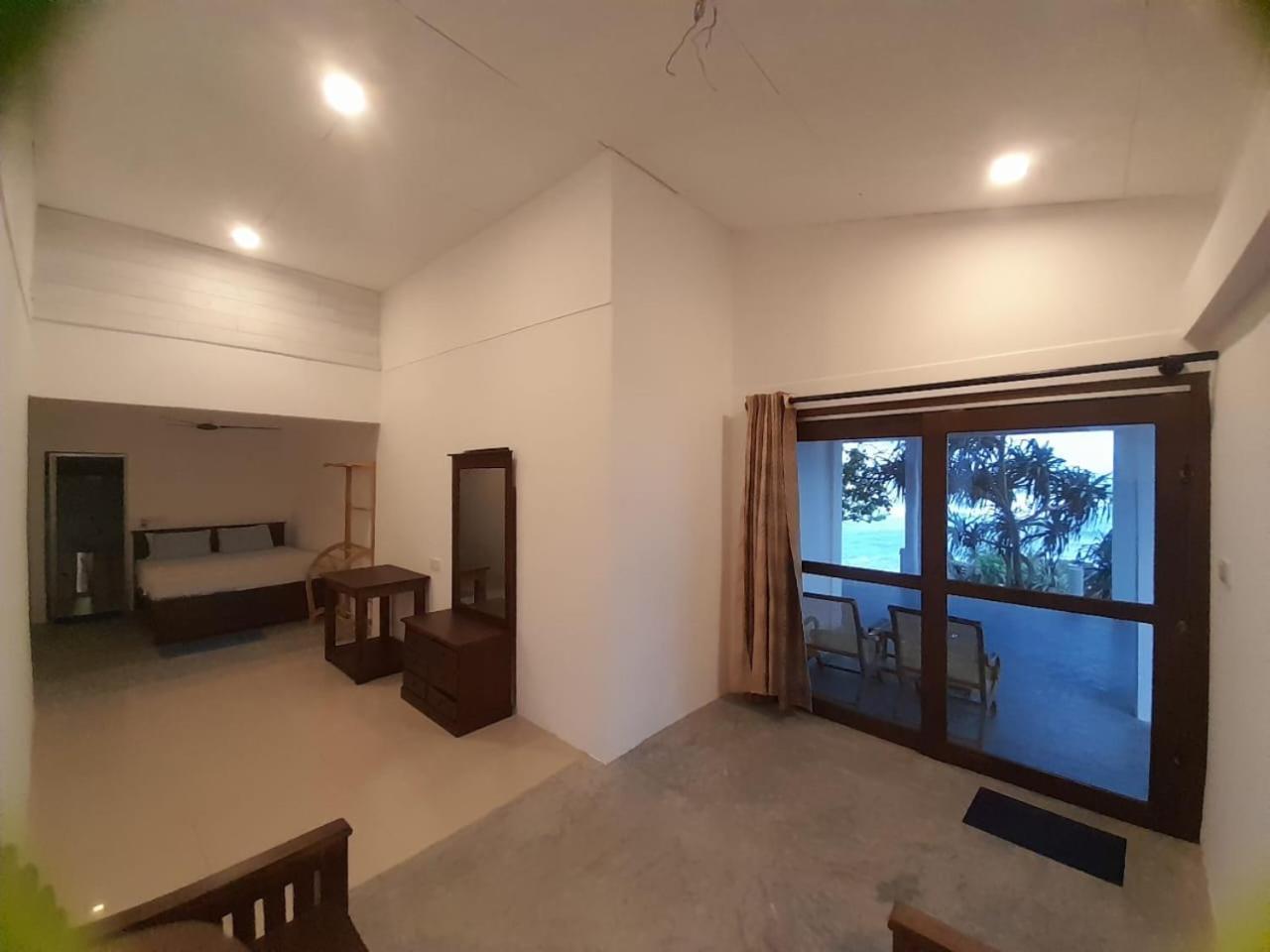 Sooriya Villa Talpe Esterno foto