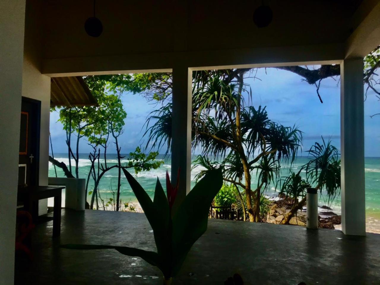 Sooriya Villa Talpe Esterno foto
