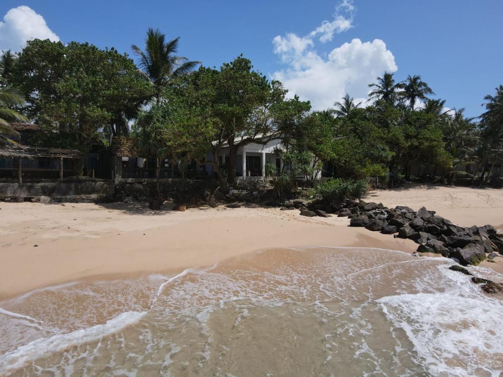 Sooriya Villa Talpe Esterno foto